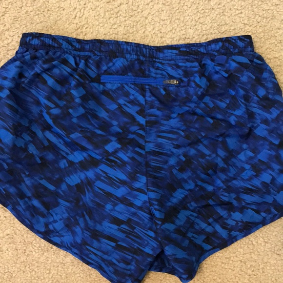 Nike running shorts size S - Picture 3 of 5